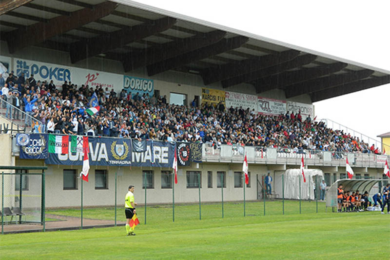 lo stadio Borelli di Correggio